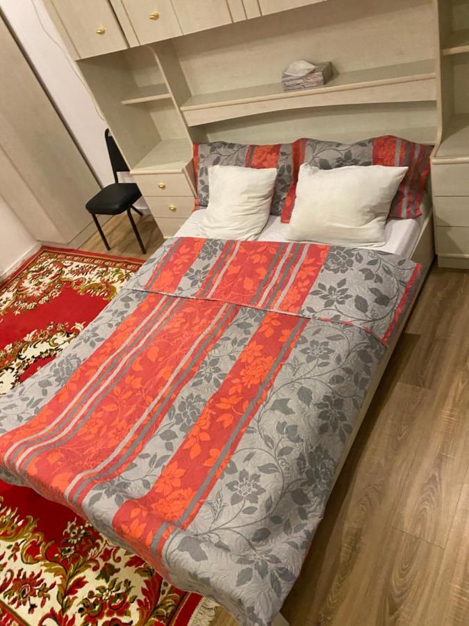 Superbe Appartement Шарлероа Екстериор снимка